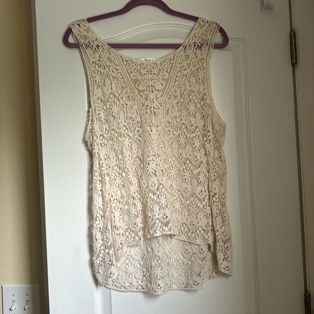 M/L Fun2Fun Stitch Fix Crochet Top